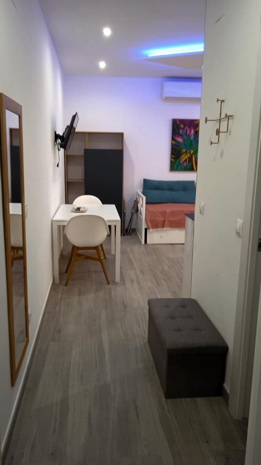 Acogedor Apartamento En Gran Via Madrid Exterior photo